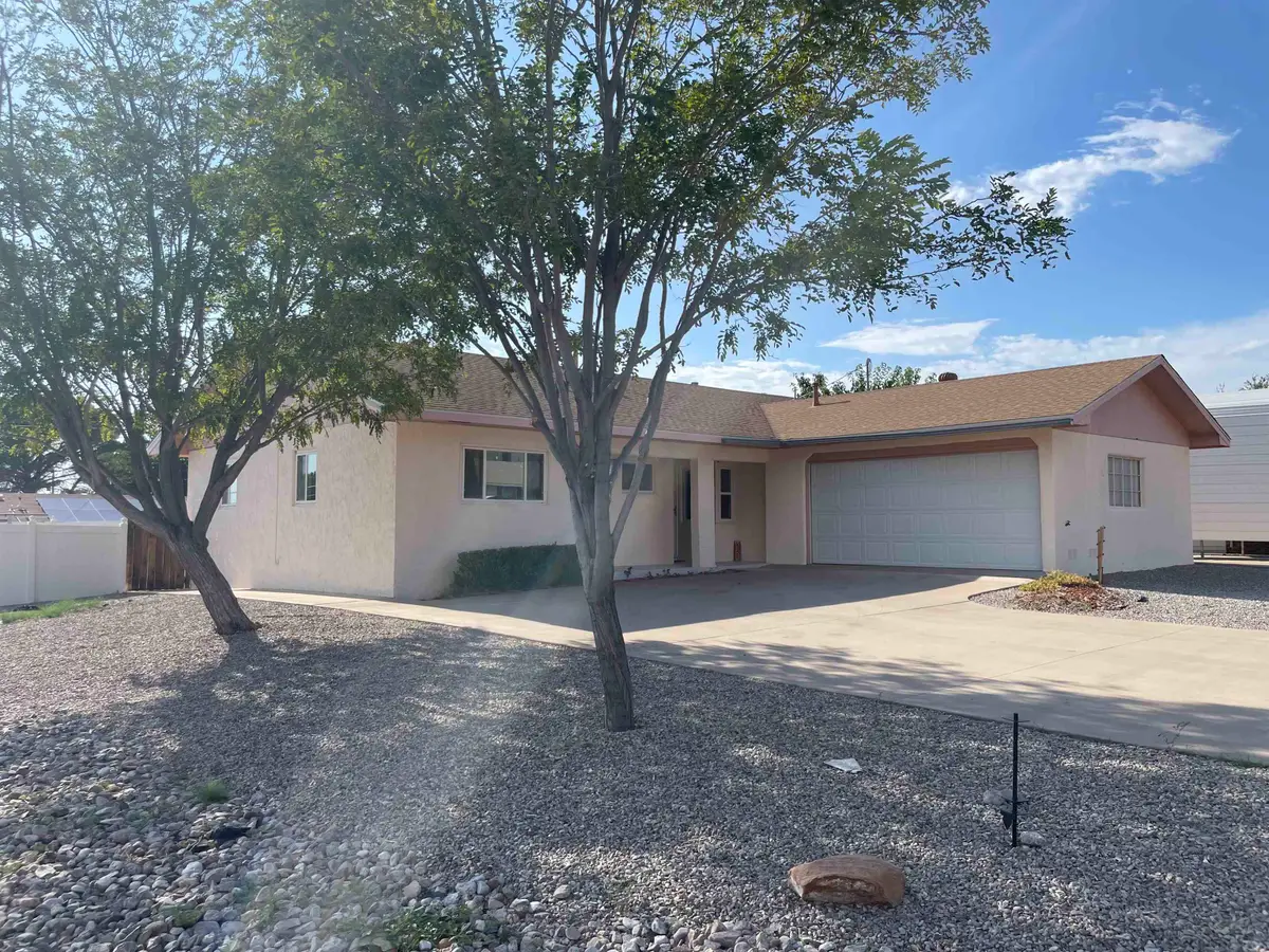 1841 Lamar CIR, Alamogordo, NM 88310-0000 - #1
