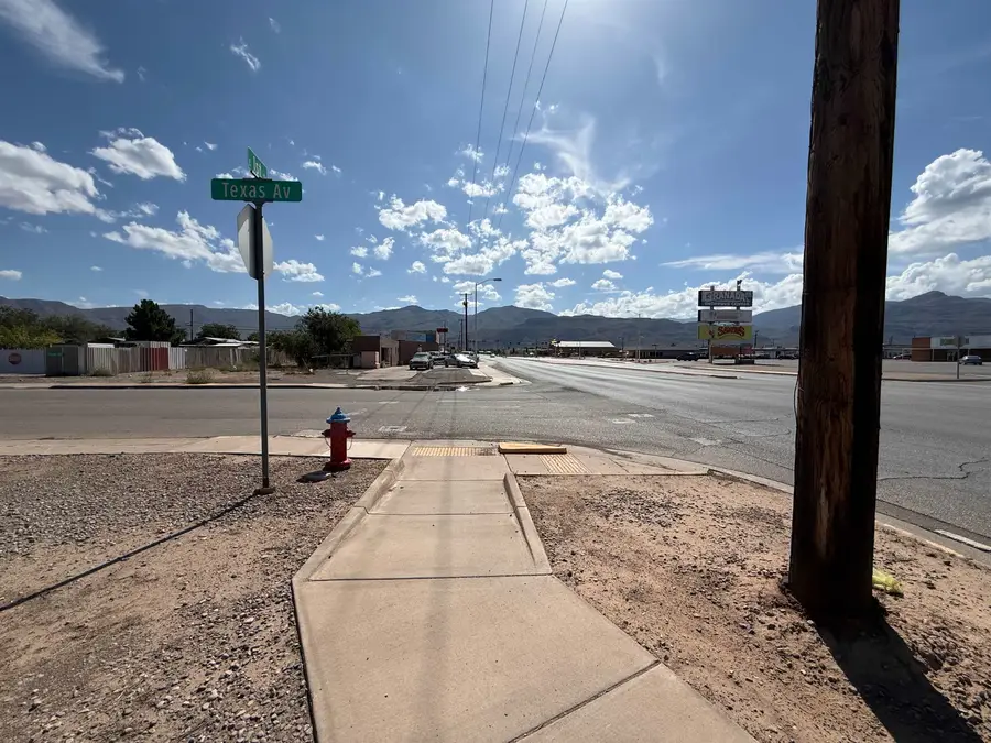 103 Texas AVE, Alamogordo, NM 88310 - #3