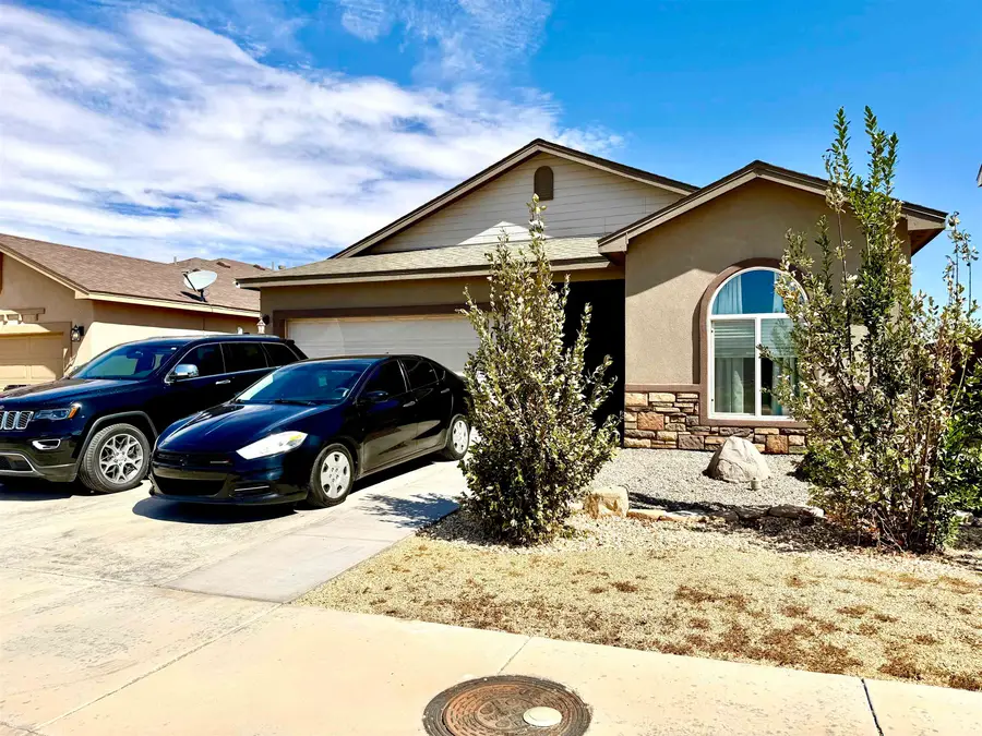 823 Valencia, Alamogordo, NM 88310 - #2