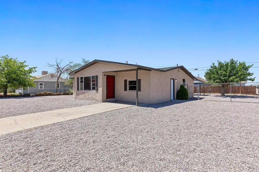 1213 Iowa AVE, Alamogordo, NM 88310 - #3