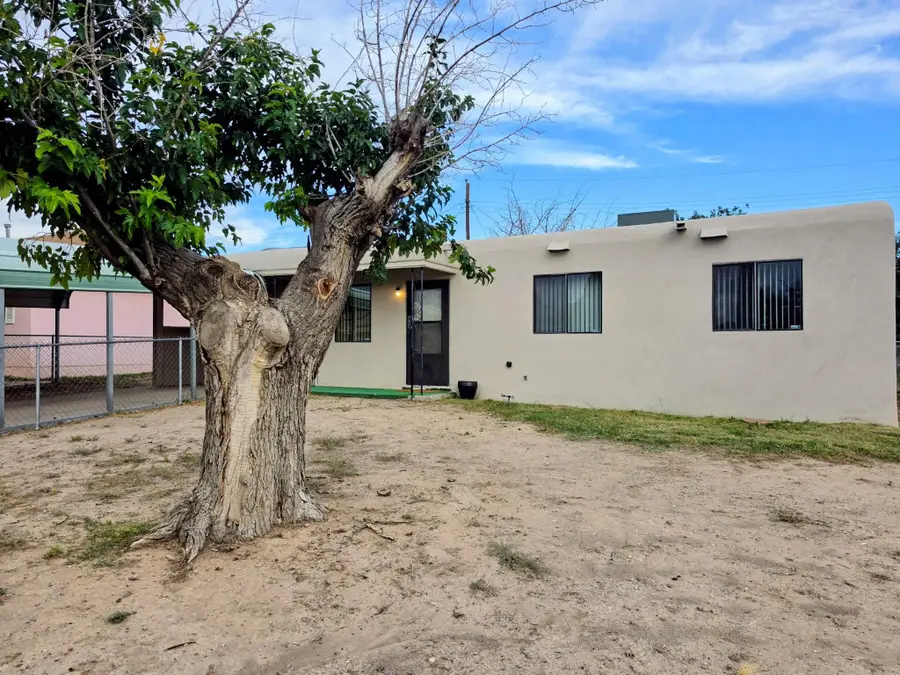 1604 Bellamah DR, Alamogordo, NM 88310 - #2