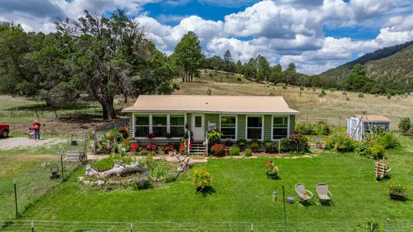 1752 Rio Penasco Rd, Mayhill, NM 88339-0000