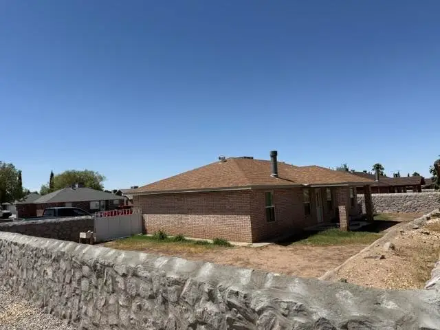 449 Yellowstone ST, Alamogordo, NM 88310 - #2