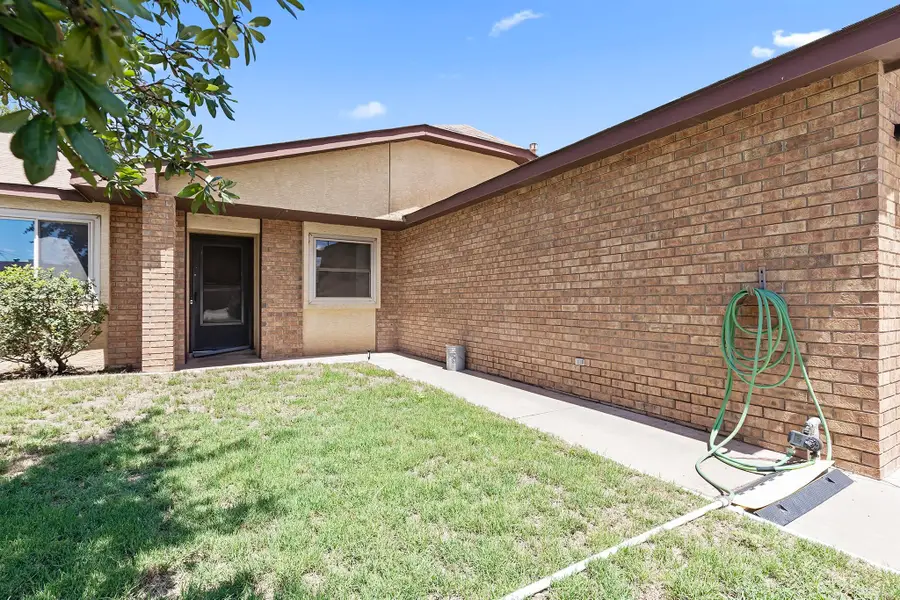 611 Mercury AVE, Alamogordo, NM 88310 - #2