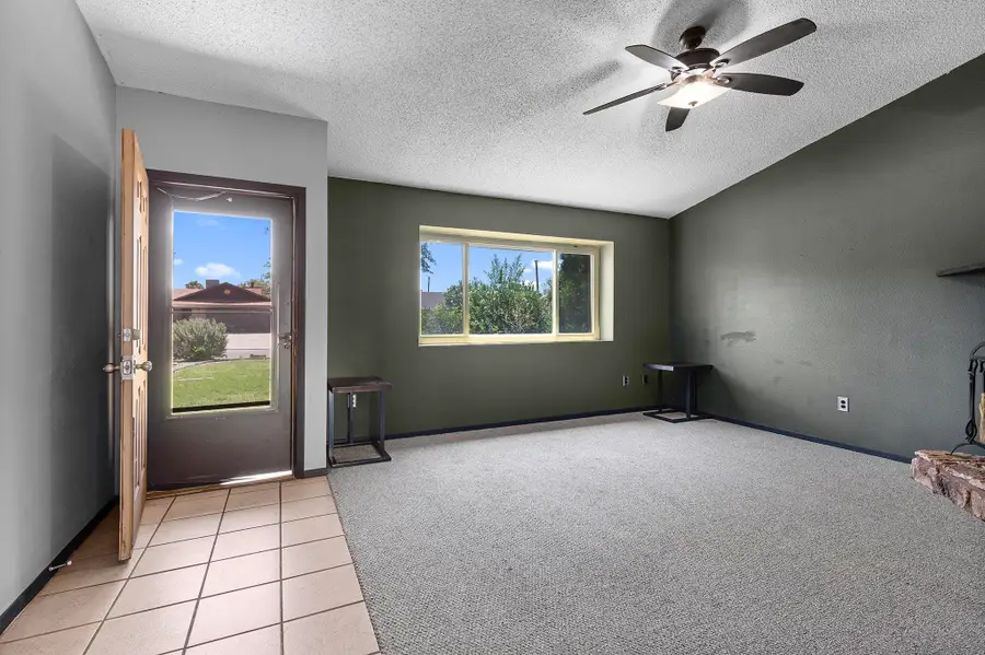611 Mercury AVE, Alamogordo, NM 88310 - #3