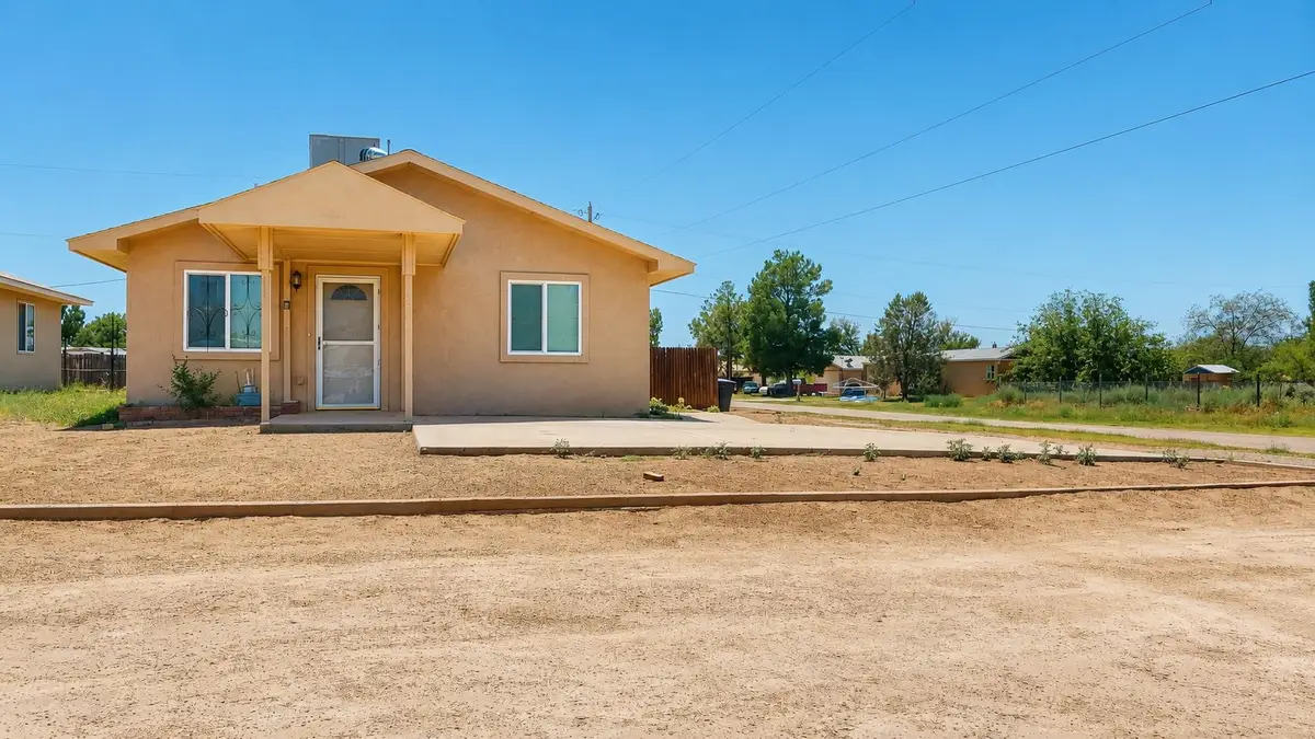 1615 W 6th ST, Tularosa, NM 88352-2801 - #1