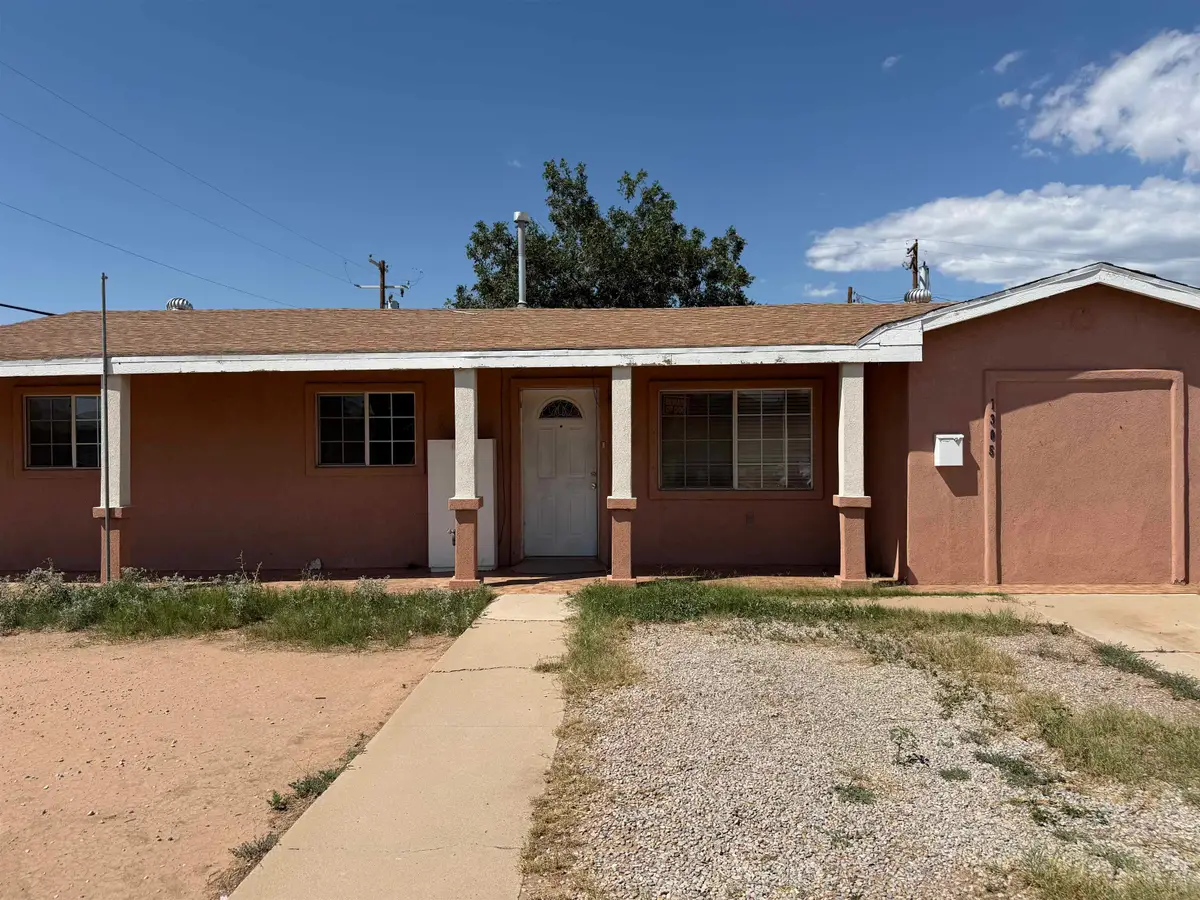 1305 Jackson AVE, Alamogordo, NM 88310 - #1