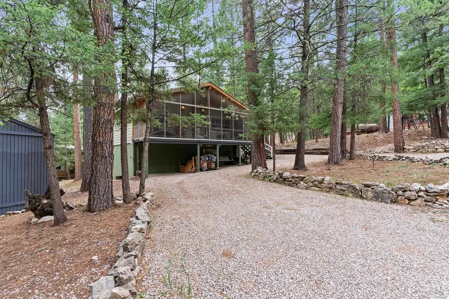 16 N Loop Rd, Cloudcroft, NM 88317 - #2