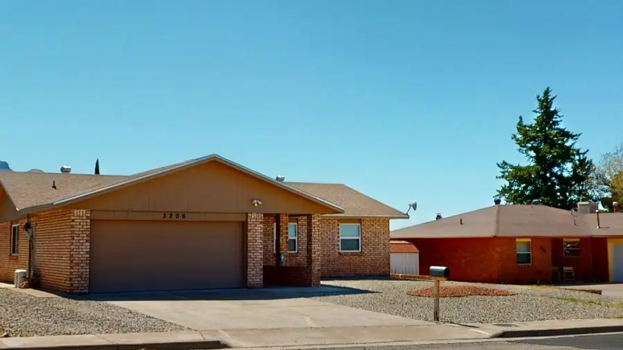 3206 Thunder RD, Alamogordo, NM 88310 - #2