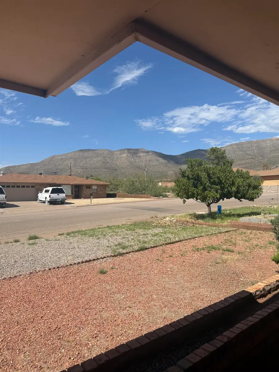 3208 Thunder RD, Alamogordo, NM 88310 - #3