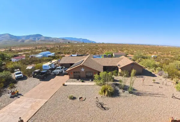 8 Villa Christina ST, La Luz, NM 88337