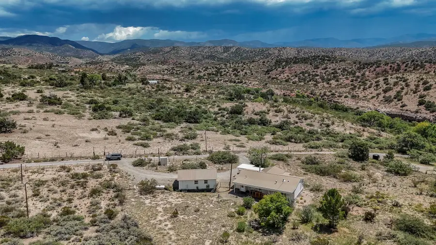12 Thistle DR, La Luz, NM 88337 - #3