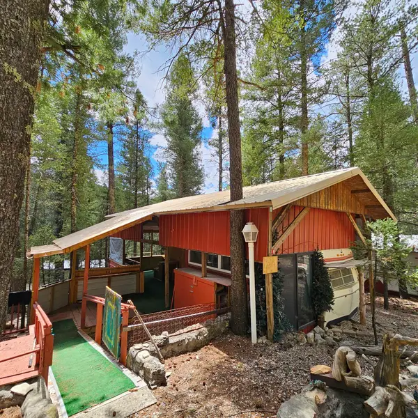 66 Wildwood DR, Cloudcroft, NM 88317-0000