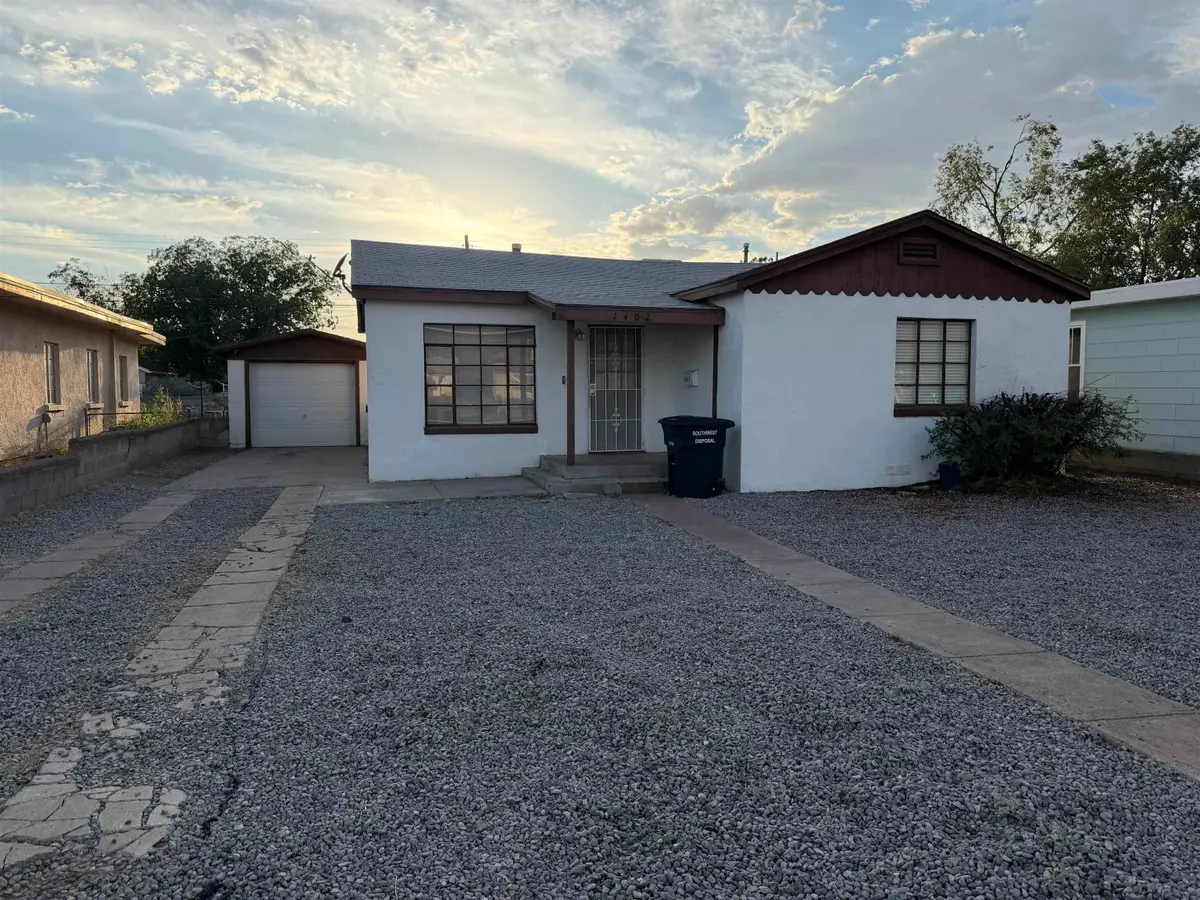 1407 N Florida AVE, Alamogordo, NM 88310 - #1