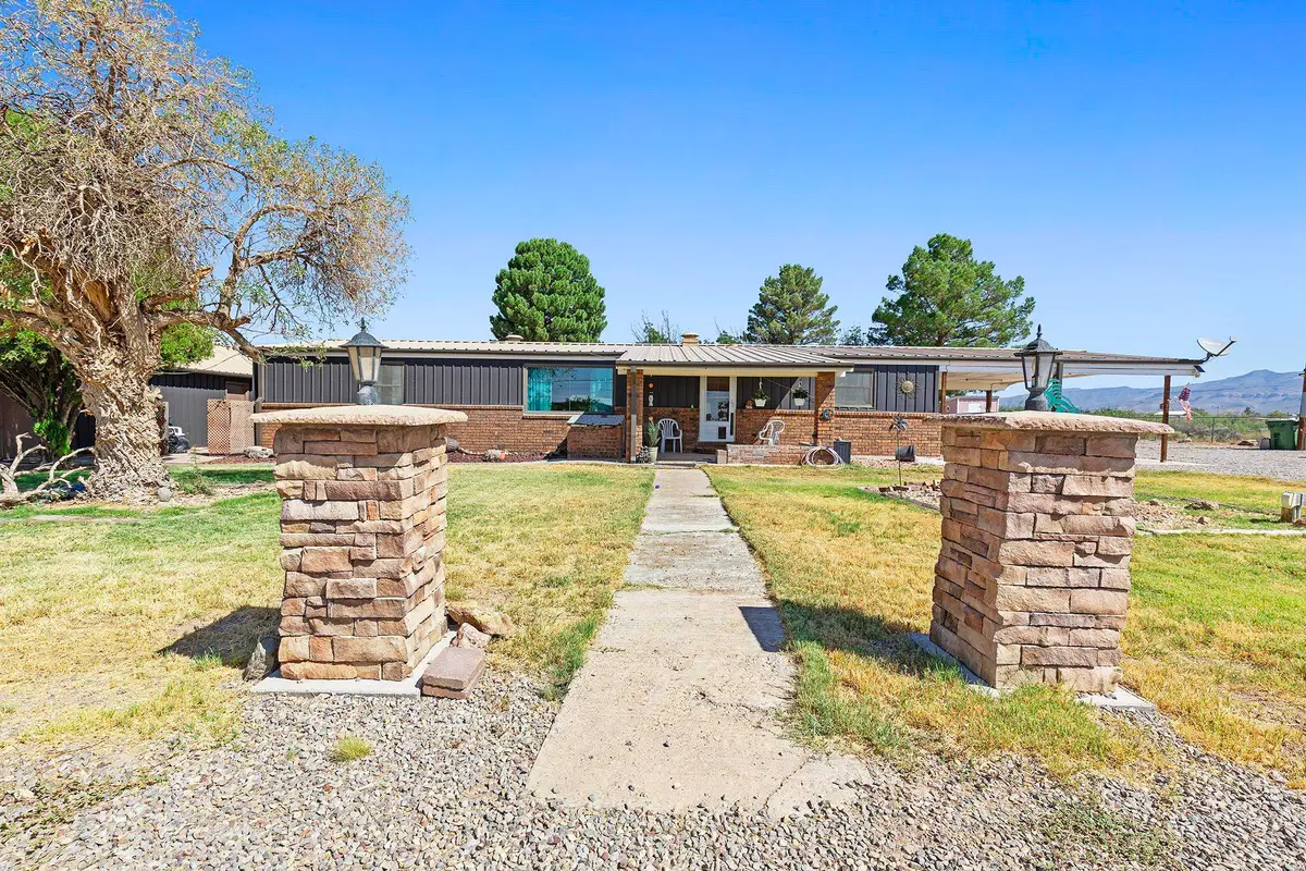 58 Southend RD, Alamogordo, NM 88310 - #1