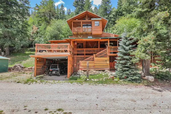 16 Peacock Ln, Cloudcroft, NM 88317-9999