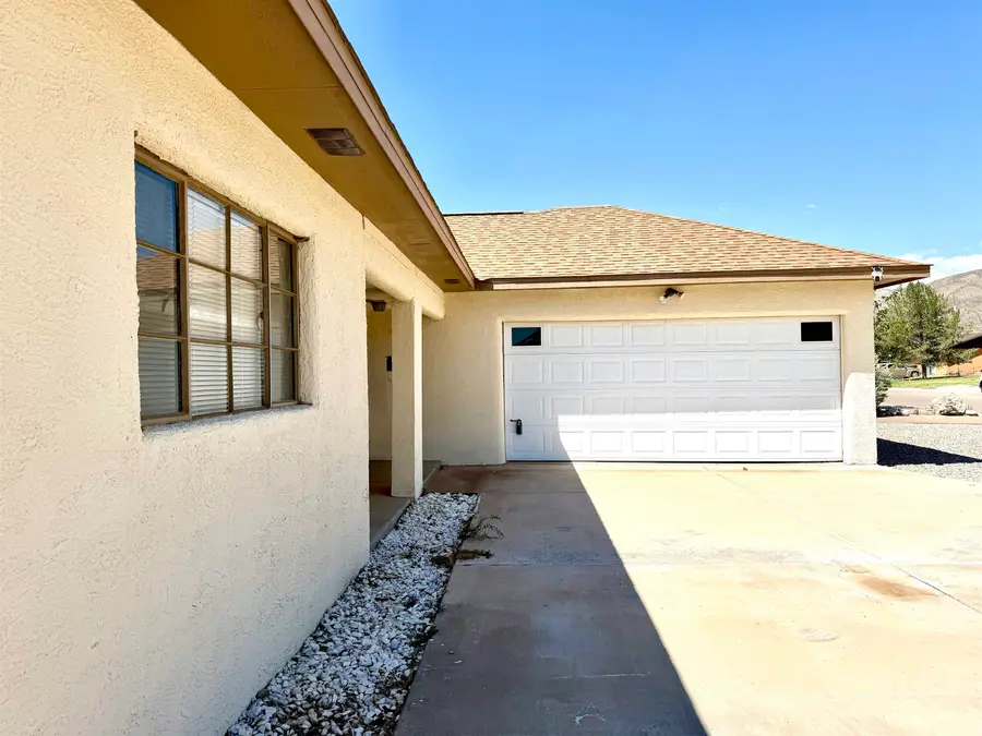 1712 Corte Alegre, Alamogordo, NM 88310 - #3