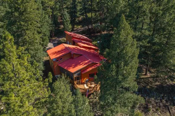 36 Enchanted Forest Ln, Cloudcroft, NM 88317