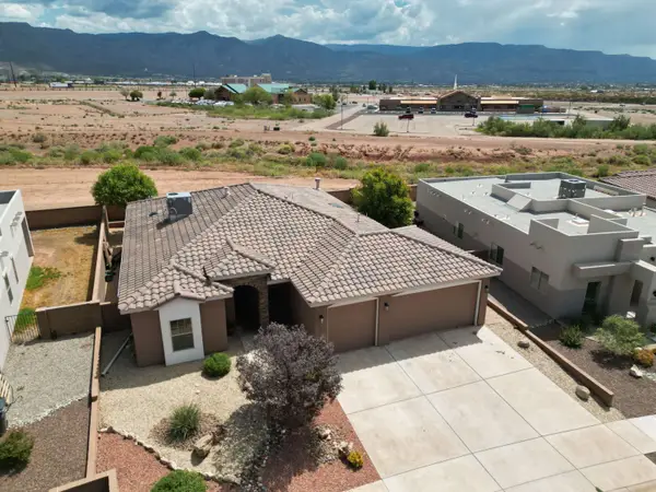3594 Red Arroyo DR, Alamogordo, NM 88310