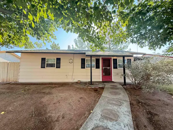 2406 Puerto Rico AVE, Alamogordo, NM 88310