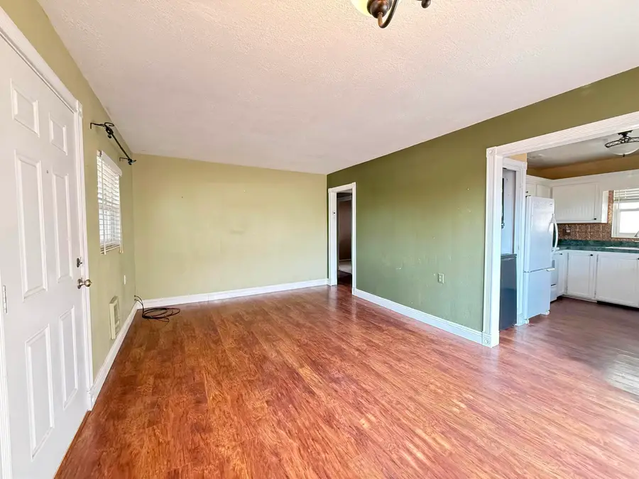 2406 Puerto Rico AVE, Alamogordo, NM 88310 - #2