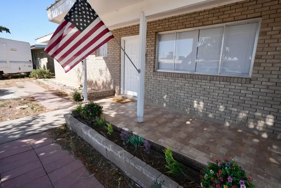 2402 Tulane AVE, Alamogordo, NM 88310 - #2