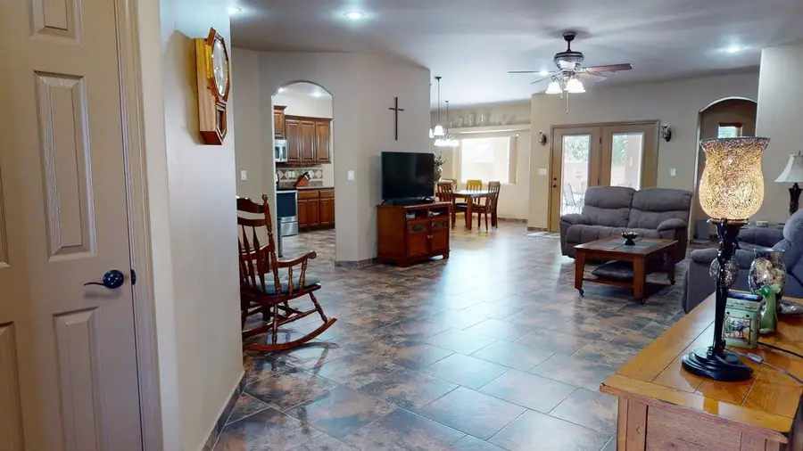 506 Tierra Bella Drive, Alamogordo, NM 88310 - #3