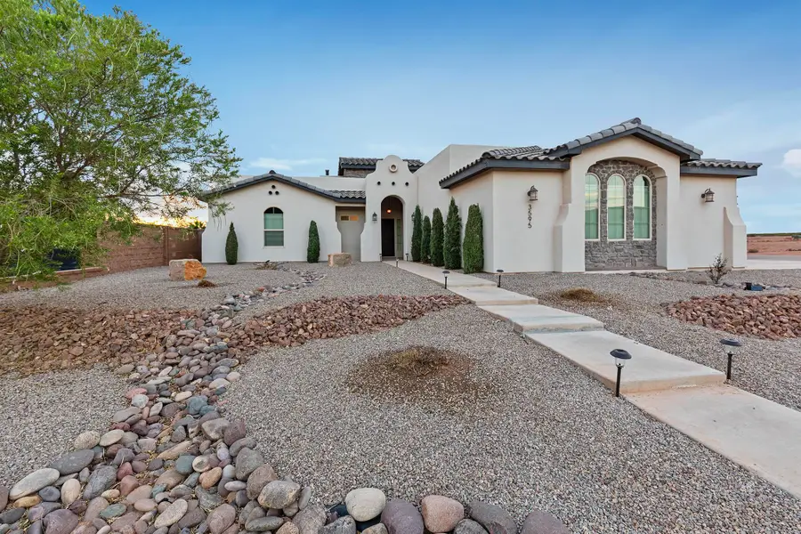 3595 Red Arroyo DR, Alamogordo, NM 88310 - #3