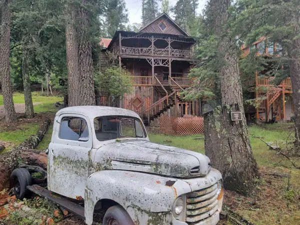 609 Grand Blvd, Cloudcroft, NM 88317
