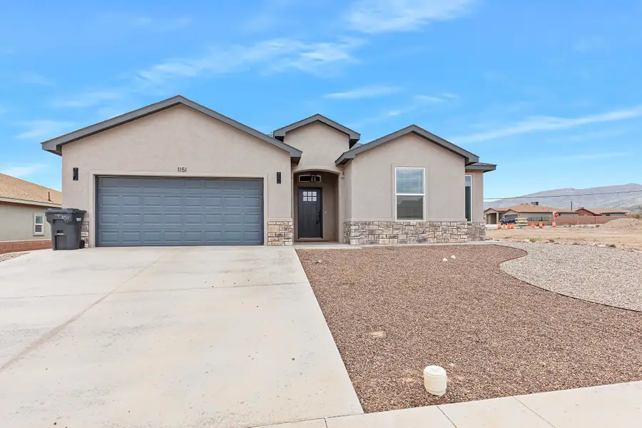 1151 Hermoso El Sol, Alamogordo, NM 88310 - #2