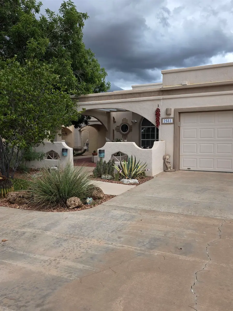2581 Hamilton RD, Alamogordo, NM 88310 - #2