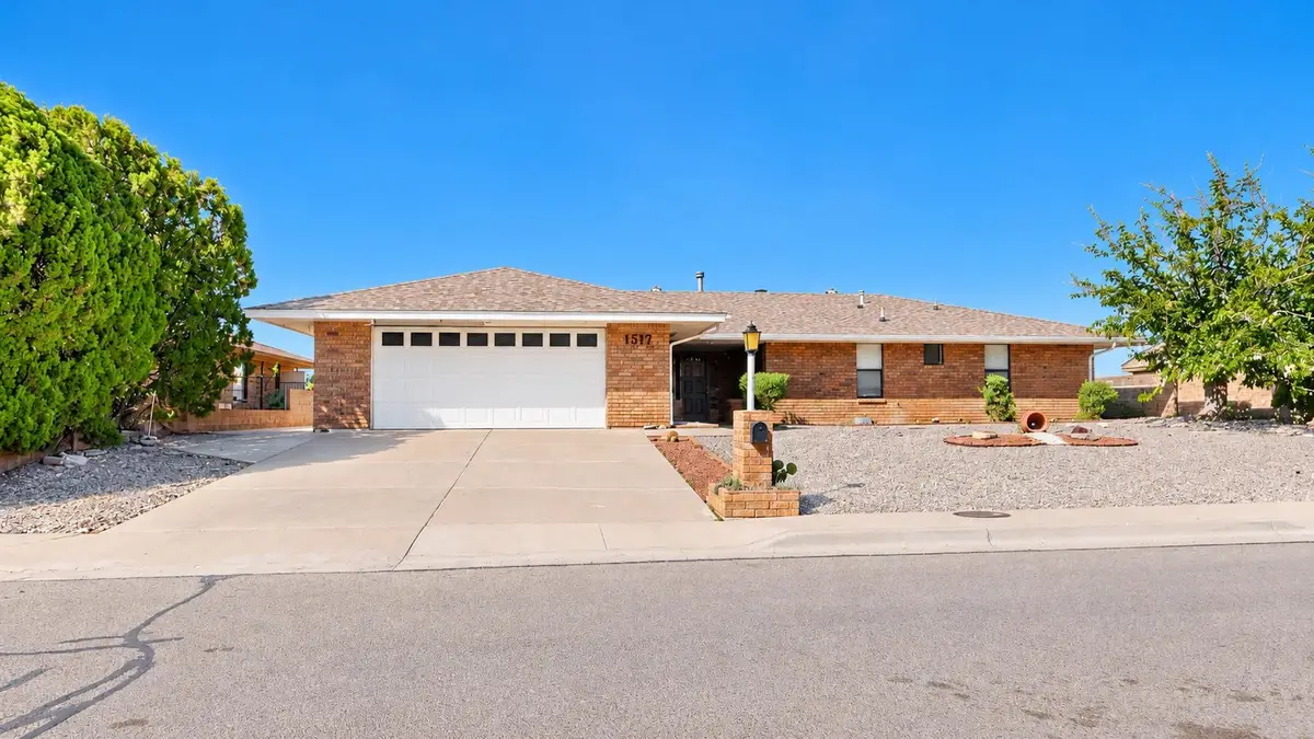1517 Granada, Alamogordo, NM 88310 - #1