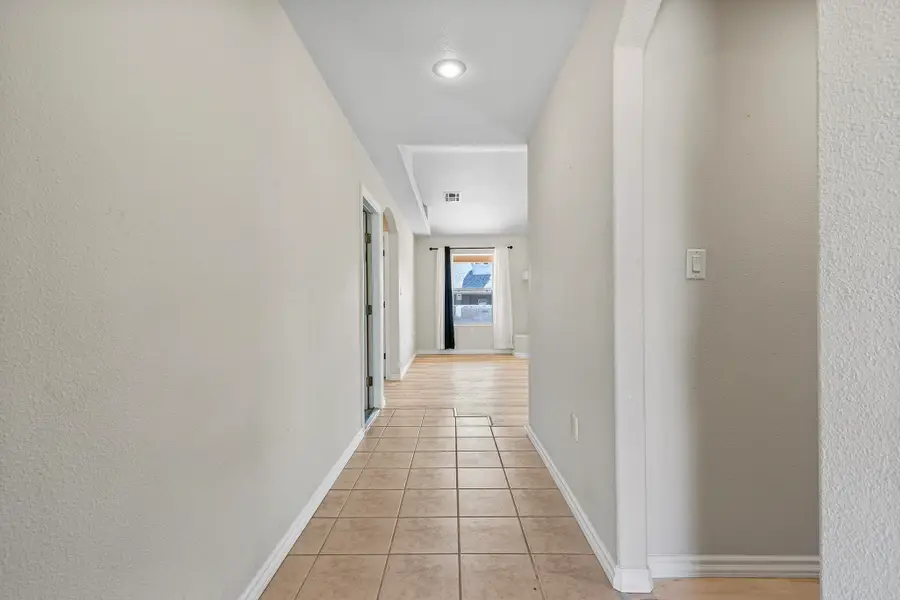 318 Yellowstone ST, Alamogordo, NM 88310 - #3