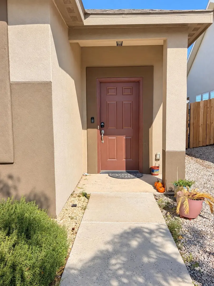 805 Valencia, Alamogordo, NM 88310 - #3