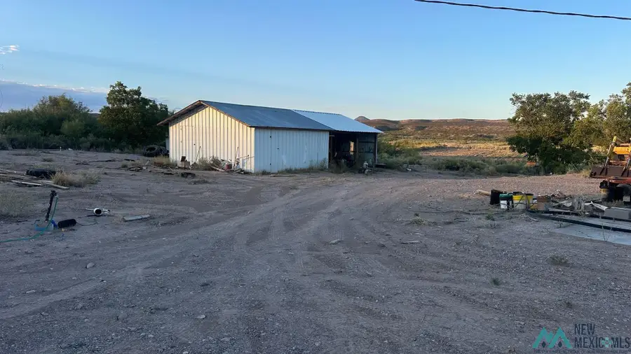 231 Las Palomas Canyon Road, Williamsburg, NM 87942 - Image #2