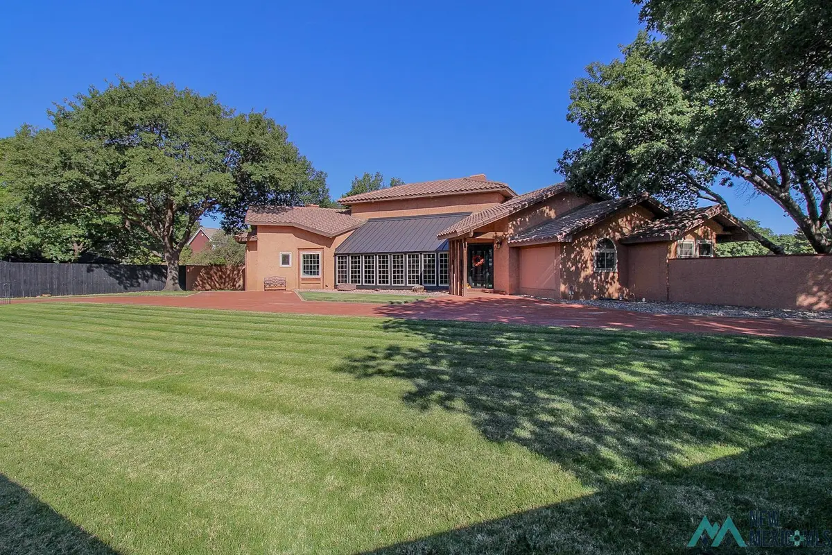 208 Sandzen, Clovis, NM 88101 - #1