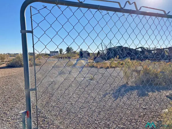 26 White Mountain Road, Tularosa, NM 88352