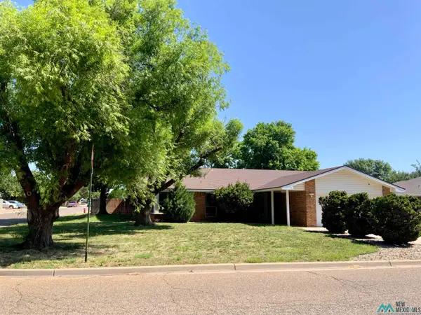 400 Chanticleer, Clovis, NM 88101