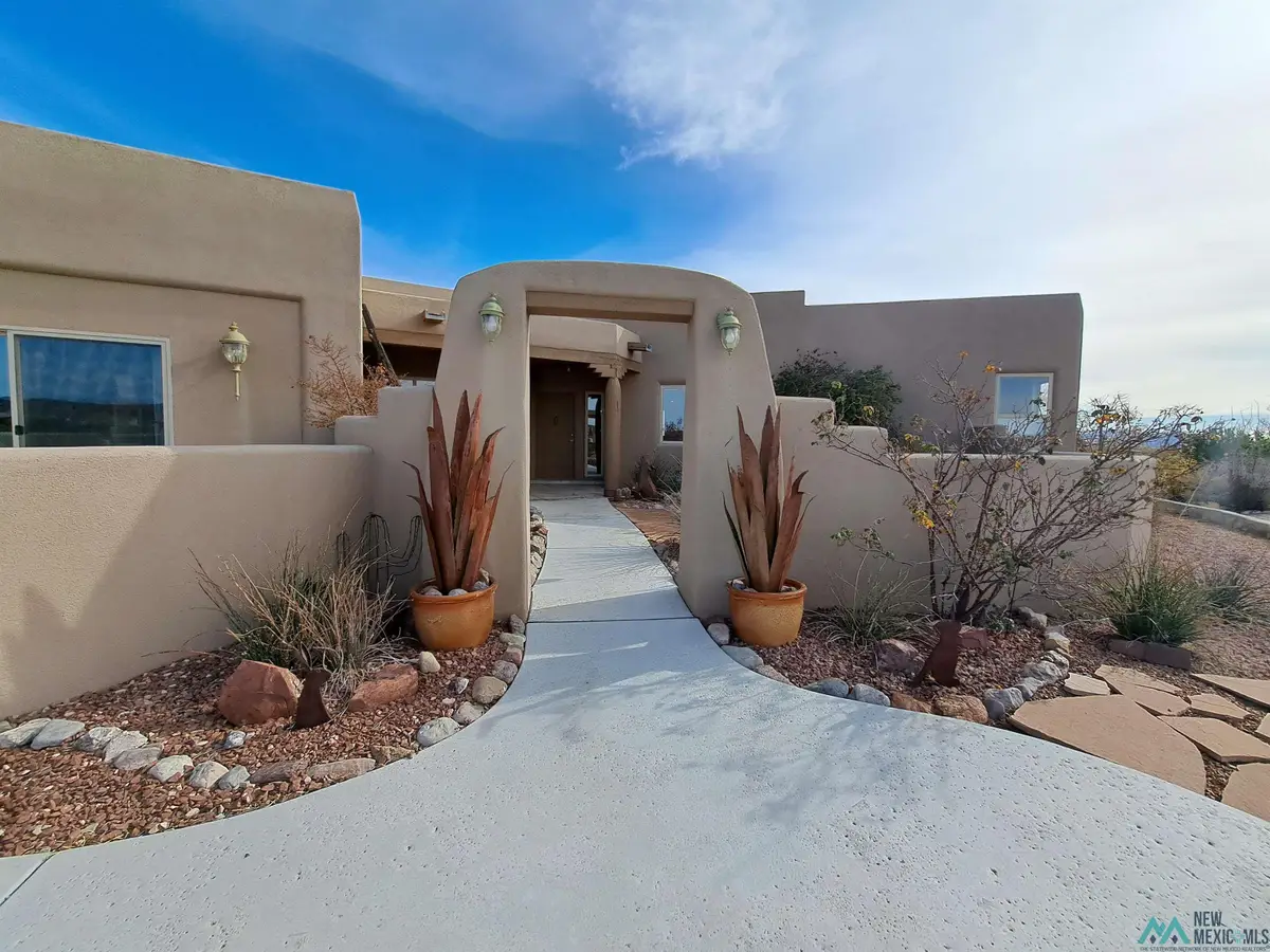 68 Underwood Boulevard, Elephant Butte, NM 87935 - Image #1