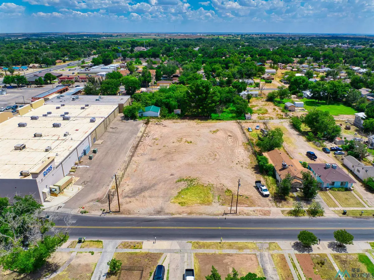 1020 N Mesa Street, Carlsbad, NM 88220 - Image #1
