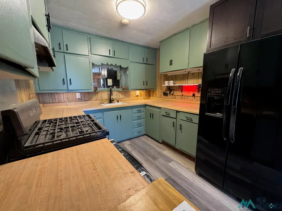 814 N Atkinson Avenue, Roswell, NM 88201 - Image #3