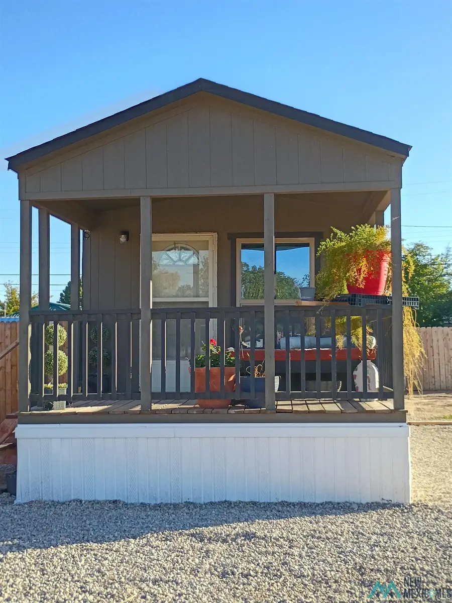 208 E Mathews Street, Roswell, NM 88203 - Image #2