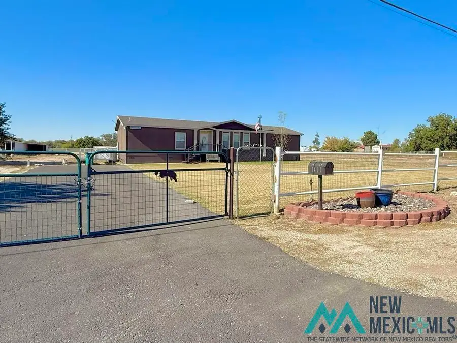 1411 Tokay Avenue, Carlsbad, NM 88220 - Image #2