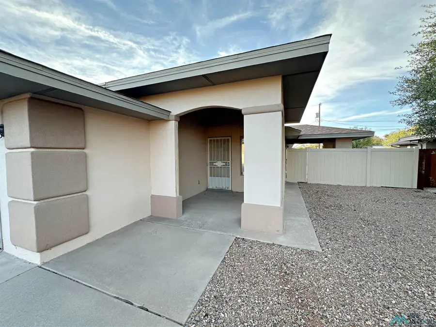3202 N Richardson Avenue, Roswell, NM 88201 - Image #3