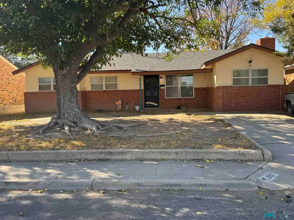 2107 N Acoma Drive, Hobbs, NM 88240