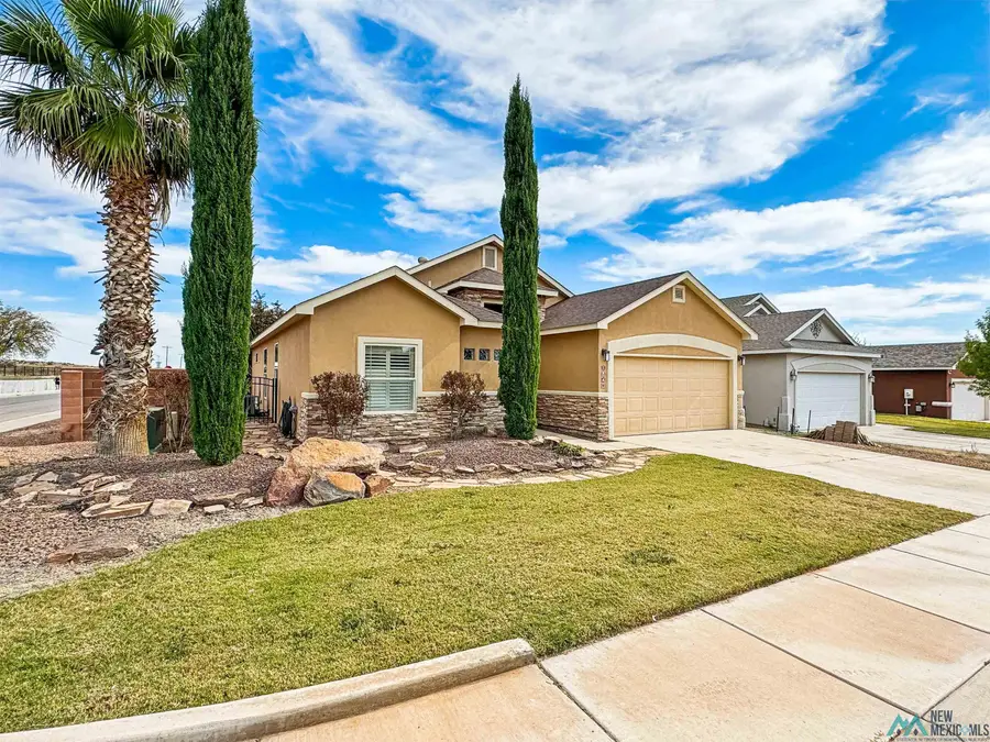 1840 Amber Court, Carlsbad, NM 88220 - Image #2