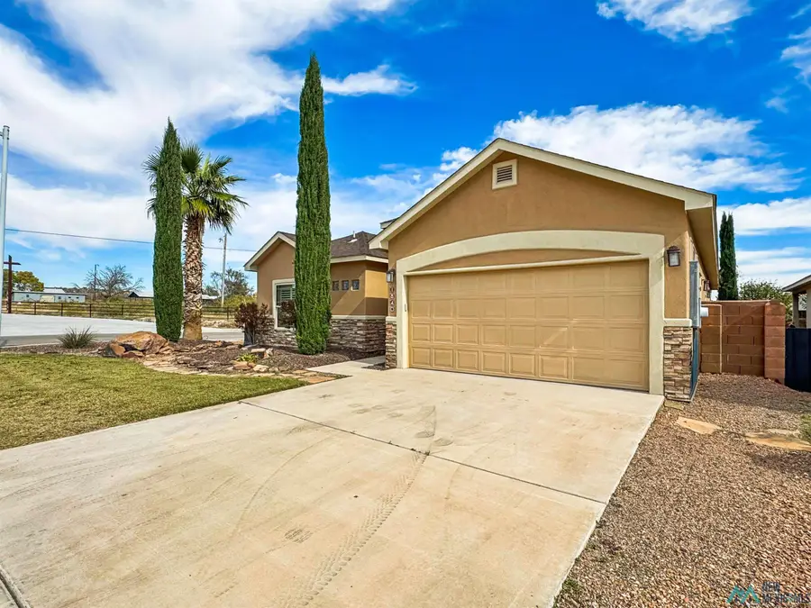 1840 Amber Court, Carlsbad, NM 88220 - Image #3