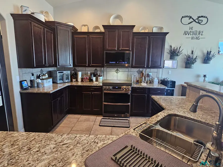 823 Calamity Jane Drive, Carlsbad, NM 5 - Image #3