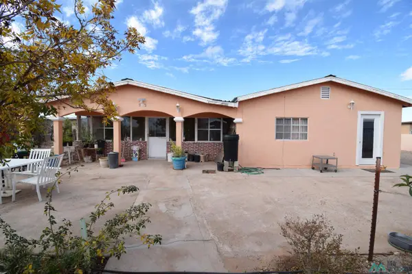 202 N Jefferson St, Columbus, NM 88029