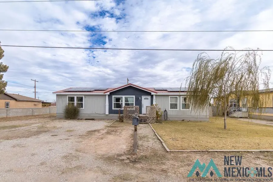 3024 Carver Street, Carlsbad, NM 88220 - Image #2